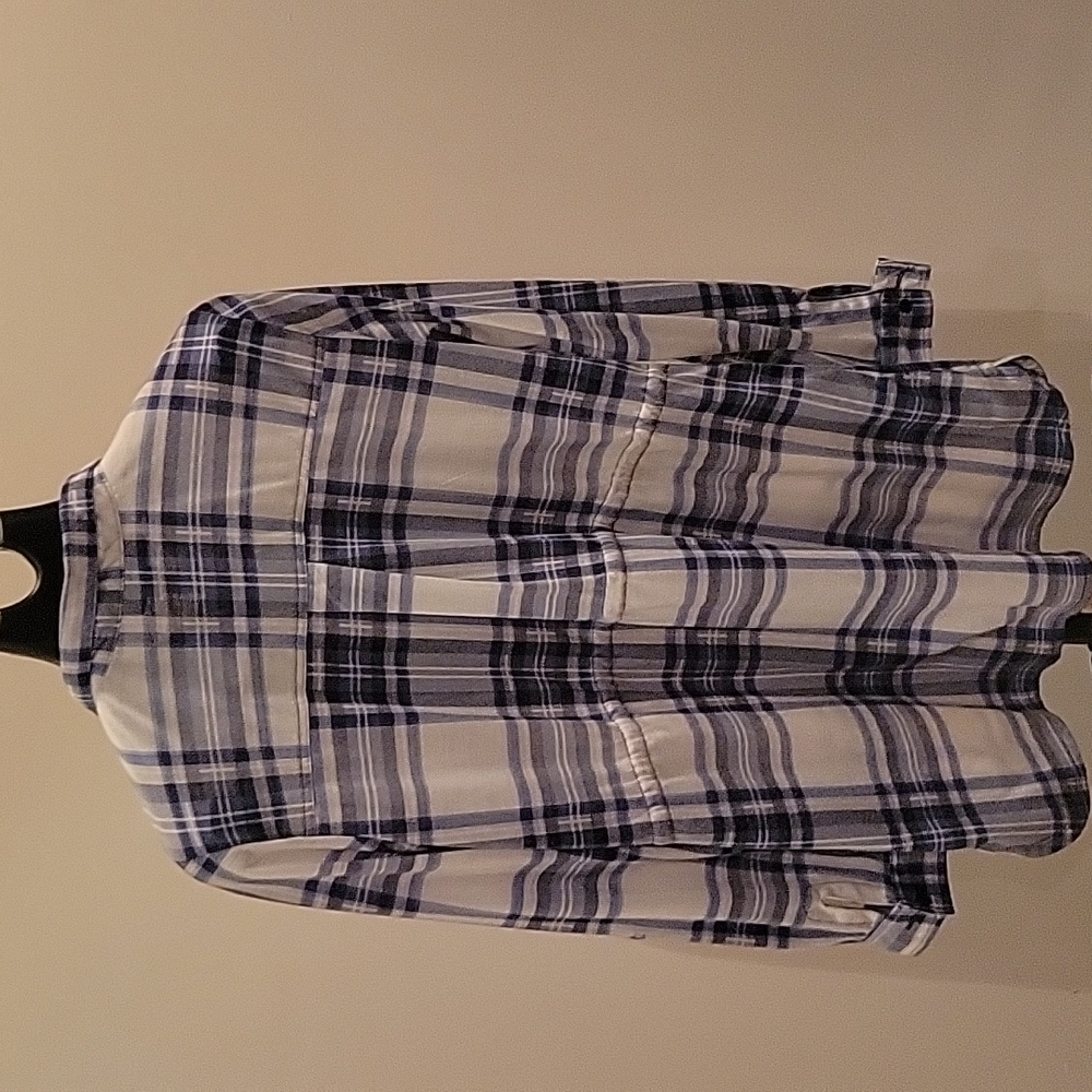 Shirt - Picture 2 of 5